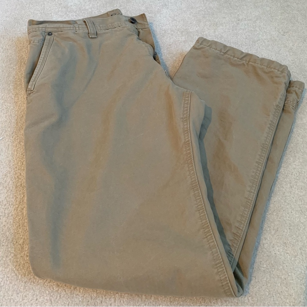 Eddie Bauer fleece lined cargo pants. EUC. Size 35/34. Khaki. - Picture 3 of 5